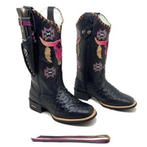 BotaFaca Touro Brinco
                                    - Couro Látego Preto | Gáspea Estilizado em Avestruz | Detalhes Rosa