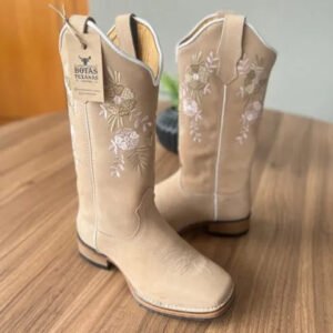 Texana Cecília - Couro Nobuck Areia/Bordado Flores Rosa e Branco (Solado Madeira)