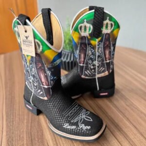 Texana Lucas - Couro Tilápia Preto/Estampa Padroeira