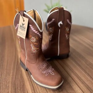 Texana Jade Infantil - Couro Horse Nescau/Bordado Flores Rosa e Bege