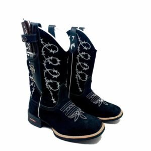 BotaFaca Aramada
- Couro Nobuck Preto | Bordado Branco