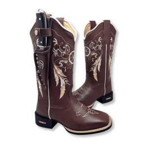 BotaFaca Filtro dos Sonhos
- Couro Látego Marrom | Bordado com Linha 3D Mesclada