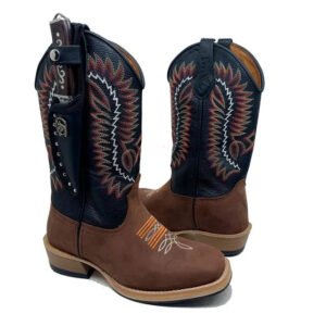 BotaFaca Rústica 
                                    - Couro Cano Floater Preto | Couro Gáspea Crazy Horse Nescau | Bordados Vermelho e Ferrugem