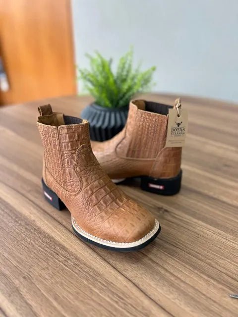 Botina Samuel - Couro Jacaré Caramelo/Sem Bordado - Imagem 2