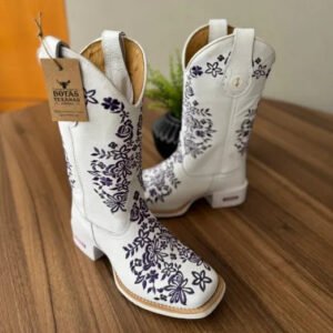 Texana Maitê - Couro Floatter Branco/Bordado Lilás Florência com Metais