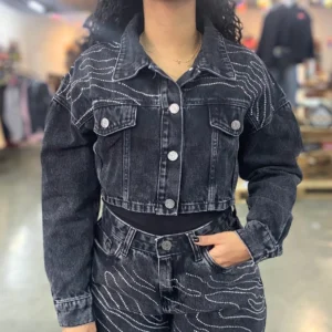 Jaqueta Cropped Consciência Com Strass